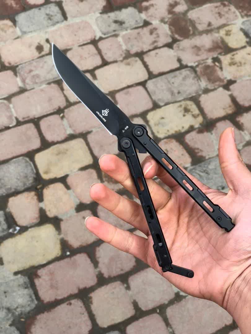 چاقوی پروانه ای 1 چاقوی پروانه ای