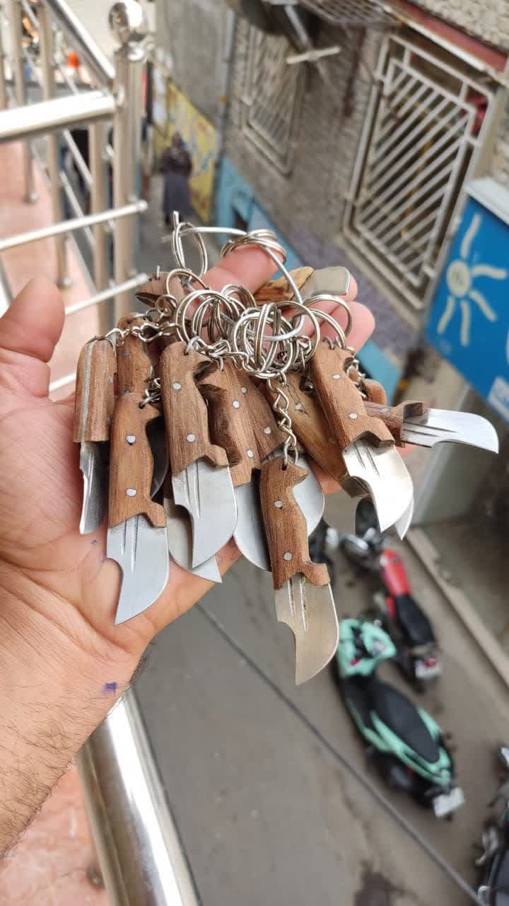 تیزی نقلی جاسوئیچی 1 تیزی نقلی جاسوئیچی