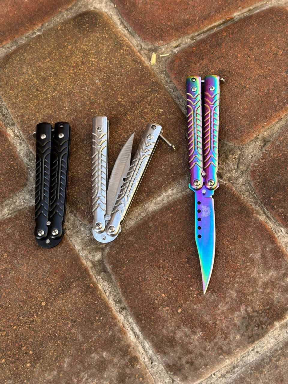 چاقوی پروانه ای نقلی 1 چاقوی پروانه ای نقلی