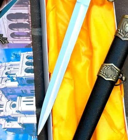 شمشیر اسکاتلندی 3 شمشیر اسکاتلندی