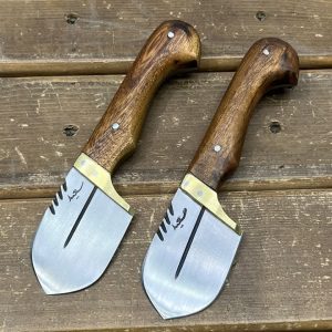 پوستکن تیغه بادامی