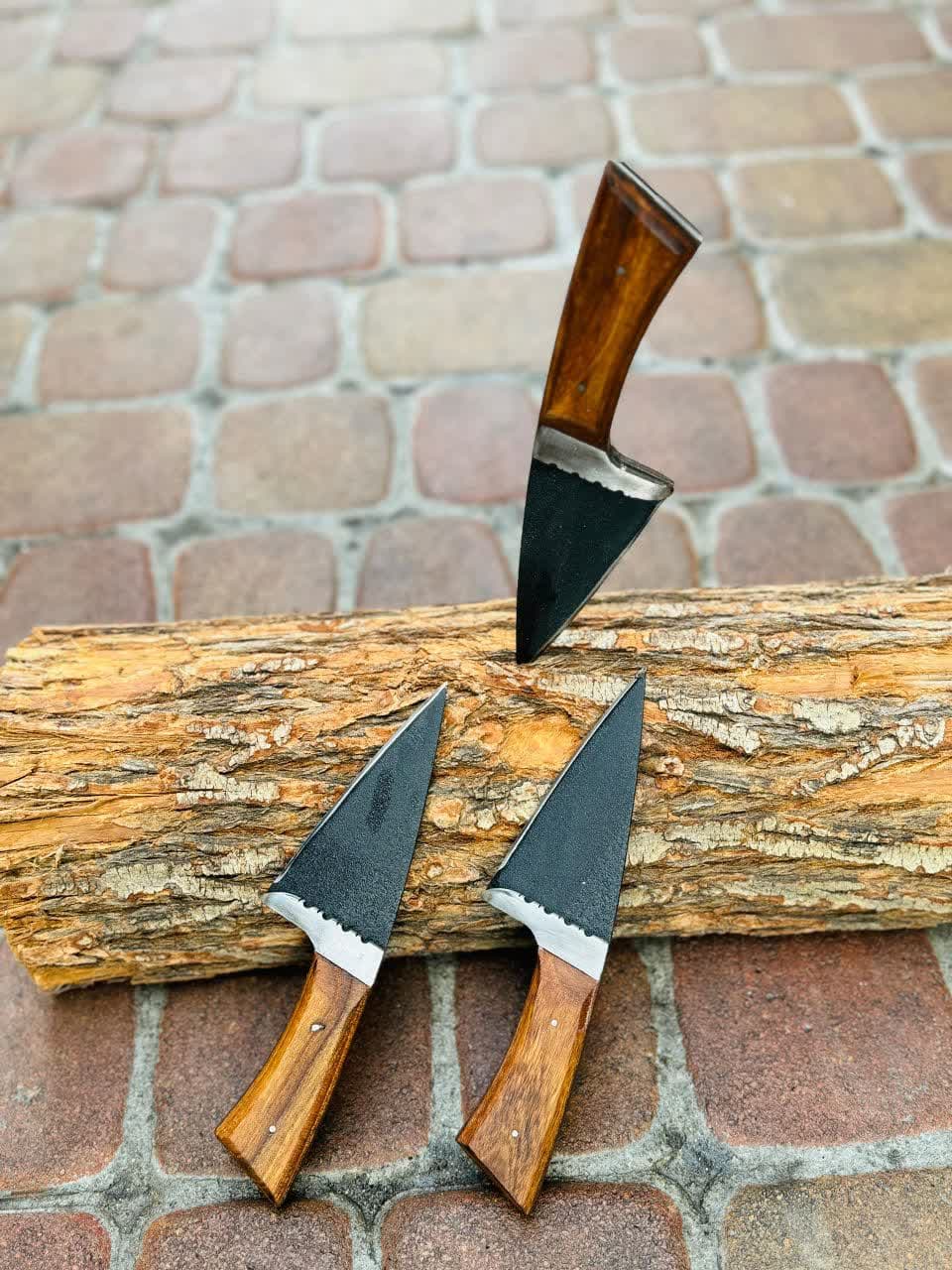 تیزی نوک تیز 1 تیزی نوک تیز