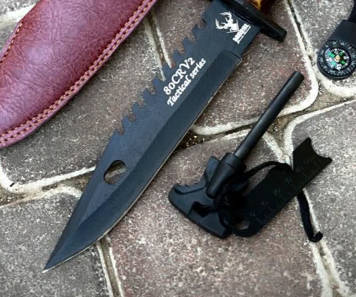 پک کارد شکاری چخماق و قطب نما 3 پک کارد شکاری چخماق و قطب نما