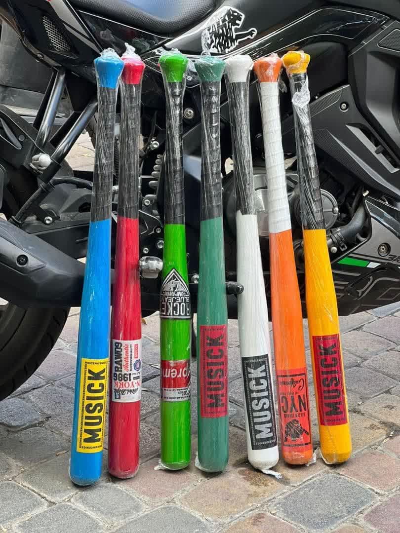 چوب بیسبال زنجانی 1 چوب بیسبال زنجانی