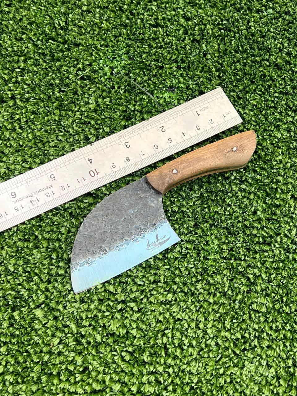 ساطور صربستانی نقلی 1 ساطور صربستانی نقلی