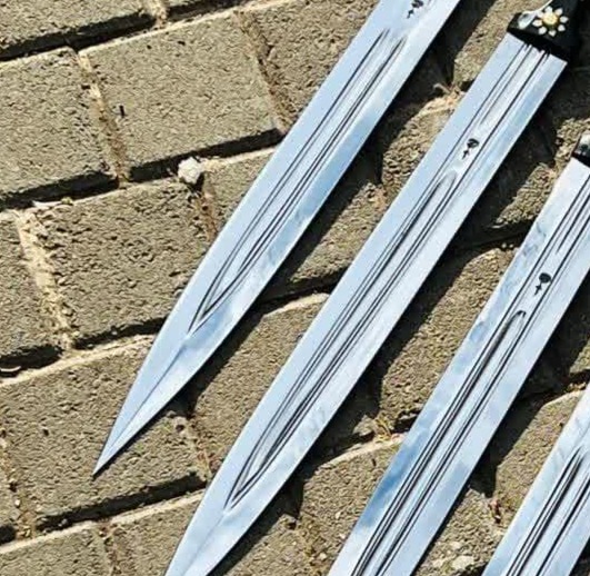 قمه 60 سانتی درجه یک زنجانی 2 قمه 60 سانتی درجه یک زنجانی