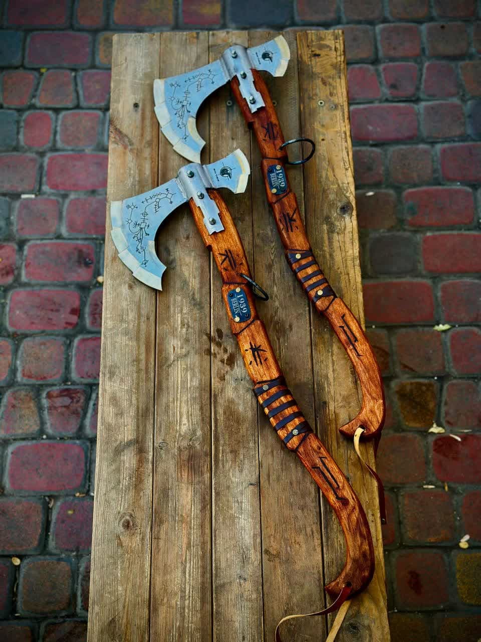 تبر وایکینگی غول 1 تبر وایکینگی غول