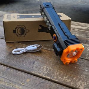 چراغ قوه دستی تاکتیکال