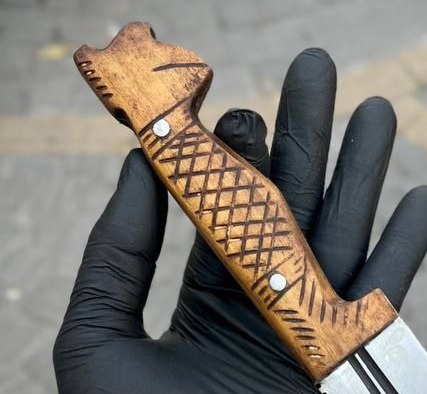 چاقوی شکاری عشقی 2 چاقوی شکاری عشقی