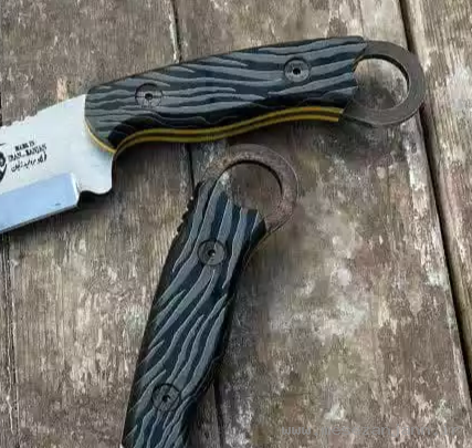 چاقوی شکاری دسته حلقه ای 3 چاقوی شکاری دسته حلقه ای