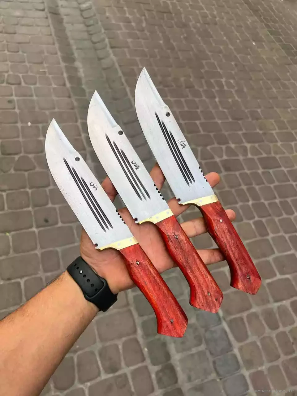 چاقوی شکاری فولادی تیزرو 1 چاقوی شکاری فولادی تیزرو