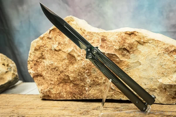 HappyJackButterfly 102 1of1 2048x2048