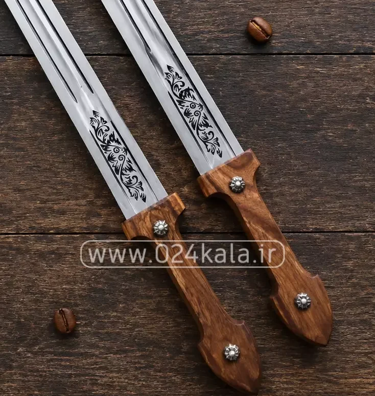 قمه 60 سانتی دسته چوبی طرح دار 2 قمه 60 سانتی دسته چوبی طرح دار