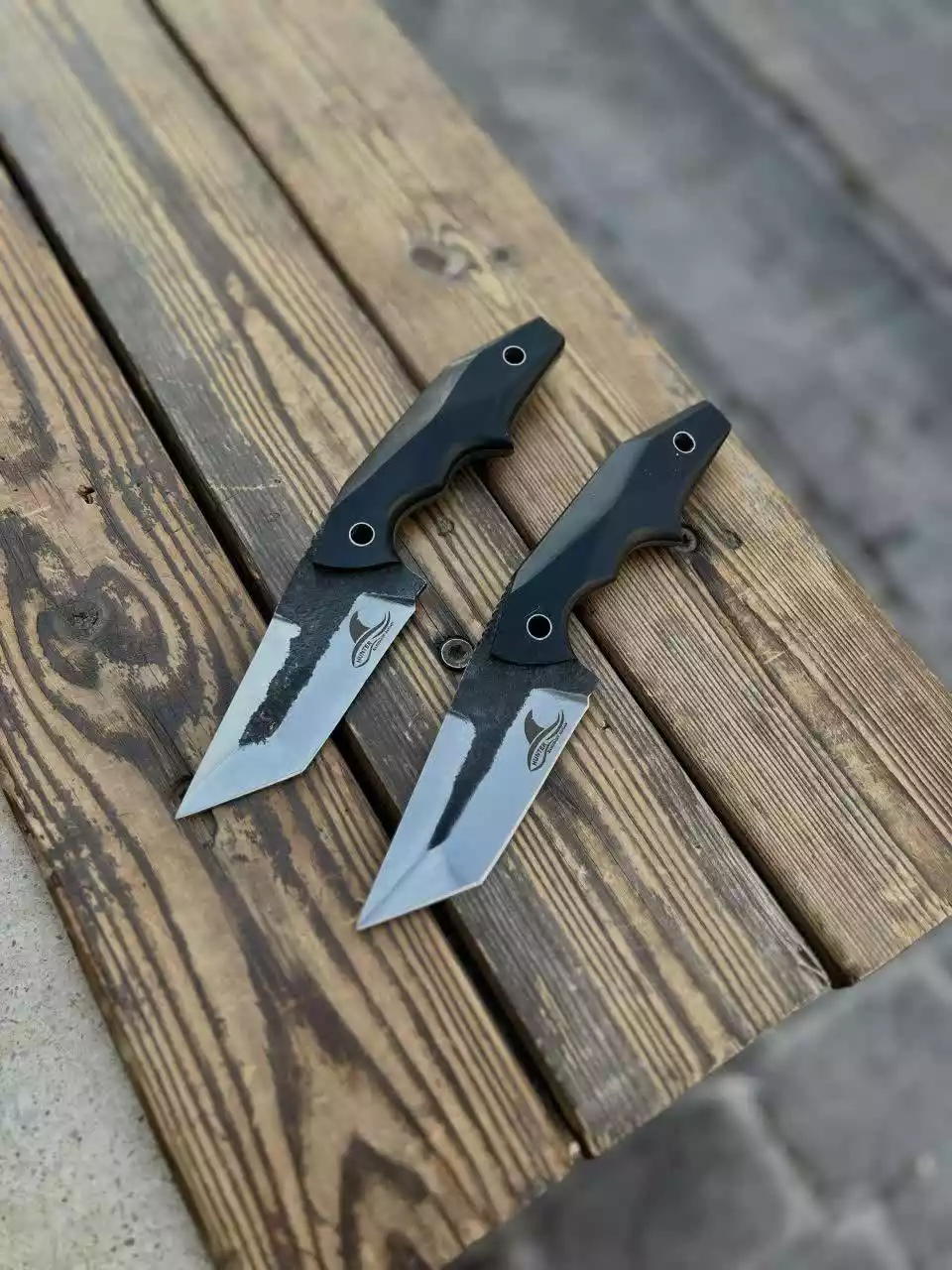 چاقوی بقا در طبیعت حرفه ای 1 چاقوی بقا در طبیعت حرفه ای