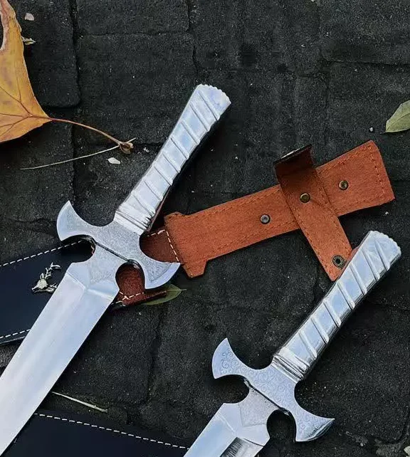 خنجر دو لبه فول سفارشی 2 خنجر دو لبه فول سفارشی