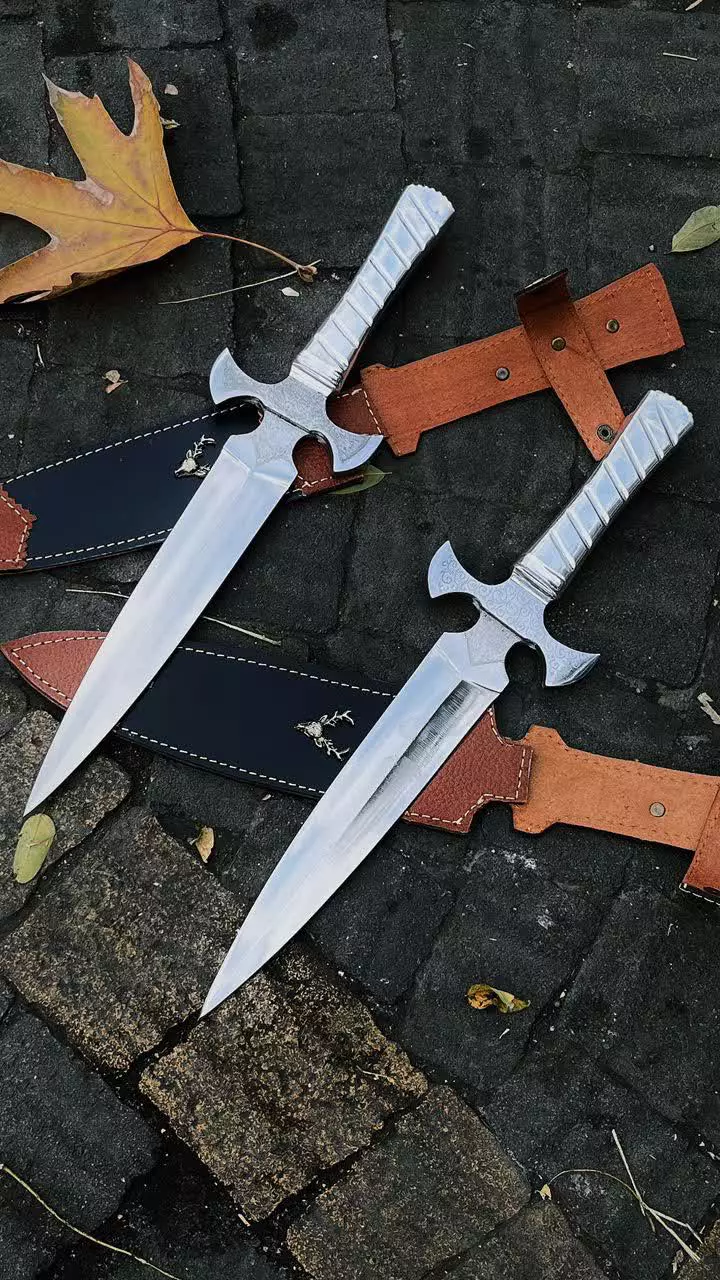 خنجر دو لبه فول سفارشی 1 خنجر دو لبه فول سفارشی
